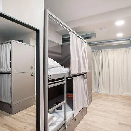 Dos Estaciones - Free Towels, Coffee & Tea, Remote Check-in *