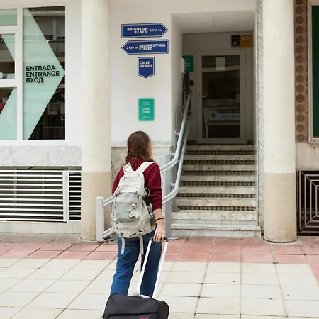 Dos Estaciones - Free Towels, Coffee & Tea, Remote Check-in アリカンテ