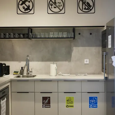 Dos Estaciones - Free Towels, Coffee & Tea, Remote Check-in Hostel Alicante