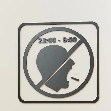 ホステル Dos Estaciones - Free Towels, Coffee & Tea, Remote Check-in アリカンテ