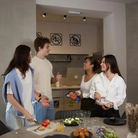 Dos Estaciones - Free Towels, Coffee & Tea, Remote Check-in * Alicante